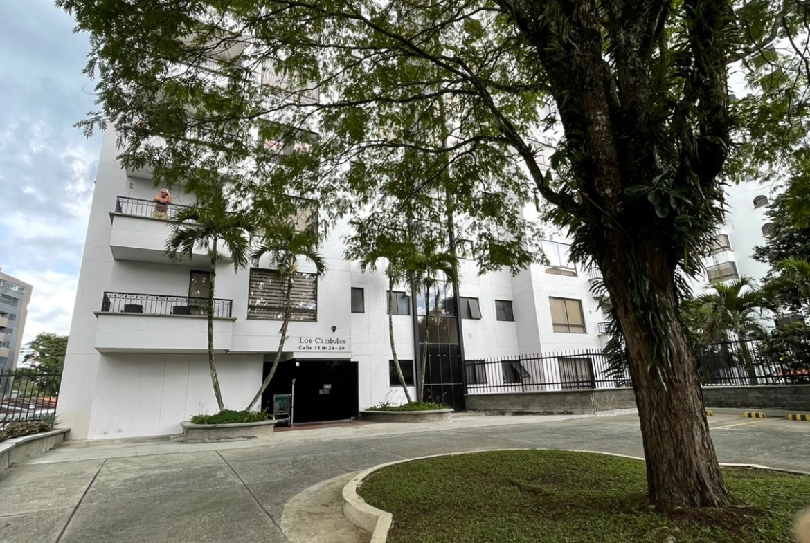 SE VENDE APARTAMENTO EN ALAMOS, PEREIRA