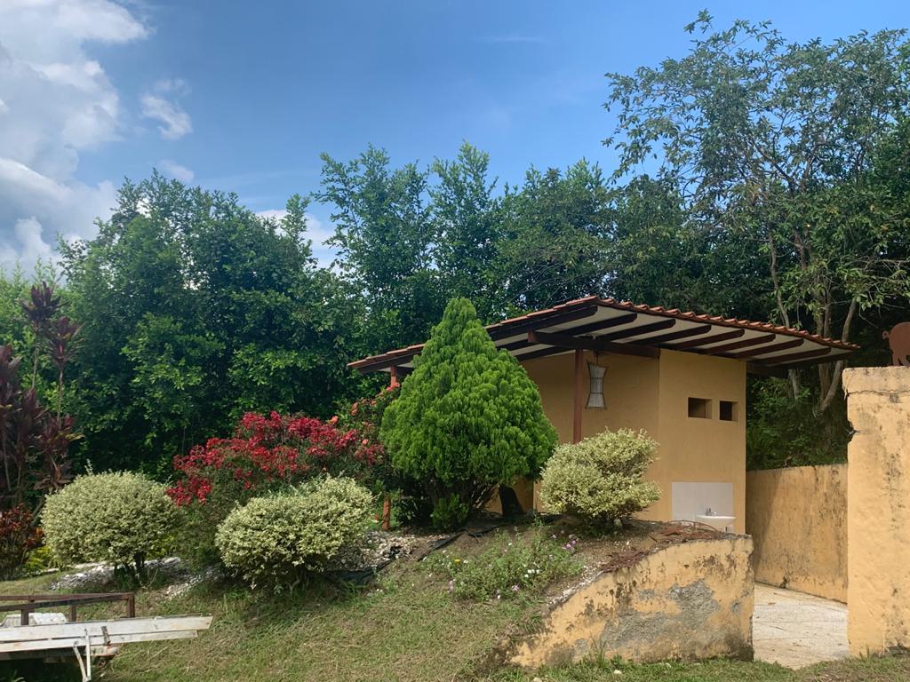 VENTA CASA CAMPESTRE EN VITERBO