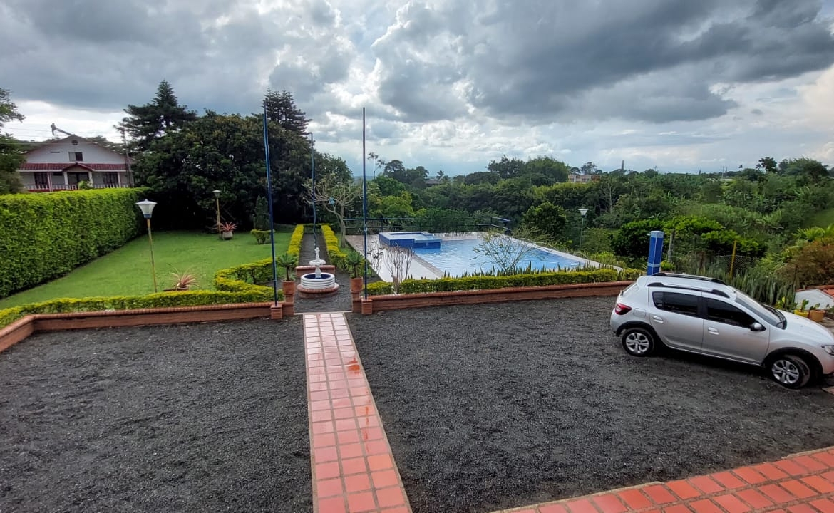 VENDO FINCA EN EL SECTOR DE MORELIA