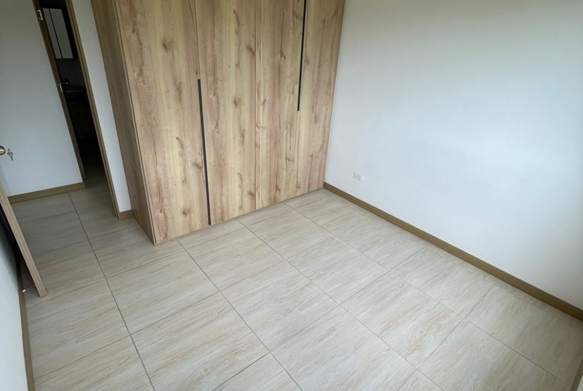 SE VENDE APARTAMENTO EN C.R SENDEROS DE SAN SILVESTRE