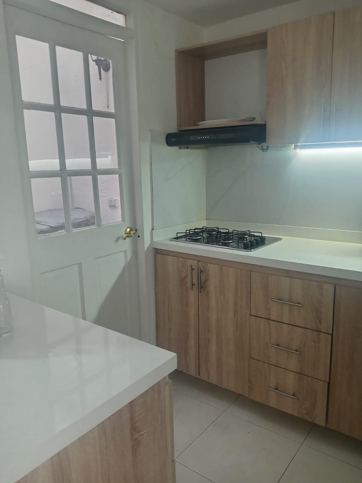 VENDO CASA DÚPLEX CON LOCAL EN SECTOR VILLA VERDE
