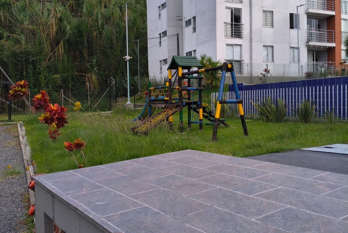 VENDO APARTAMENTO SECTOR UNICENTRO PEREIRA