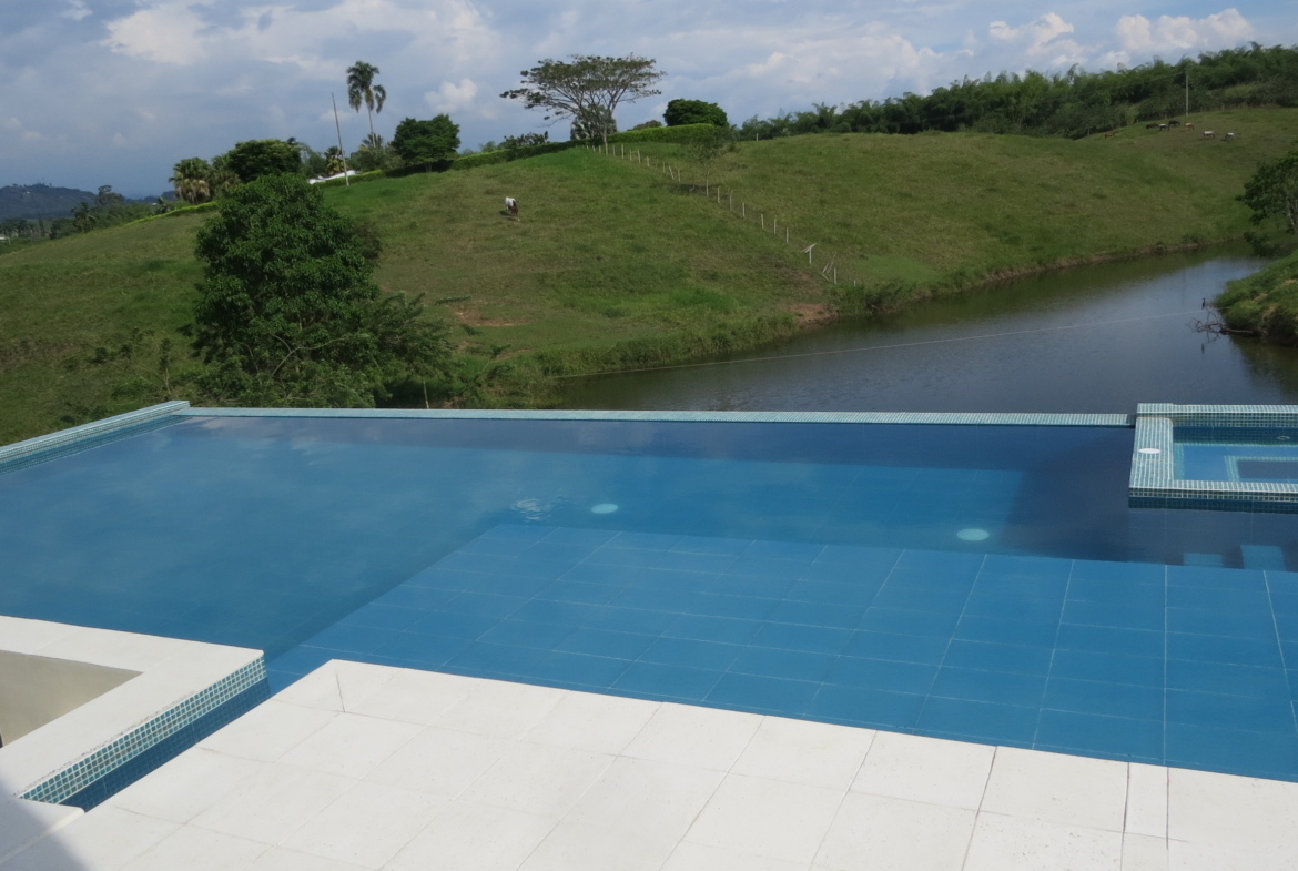 Venta de Casa campestre en Malabar