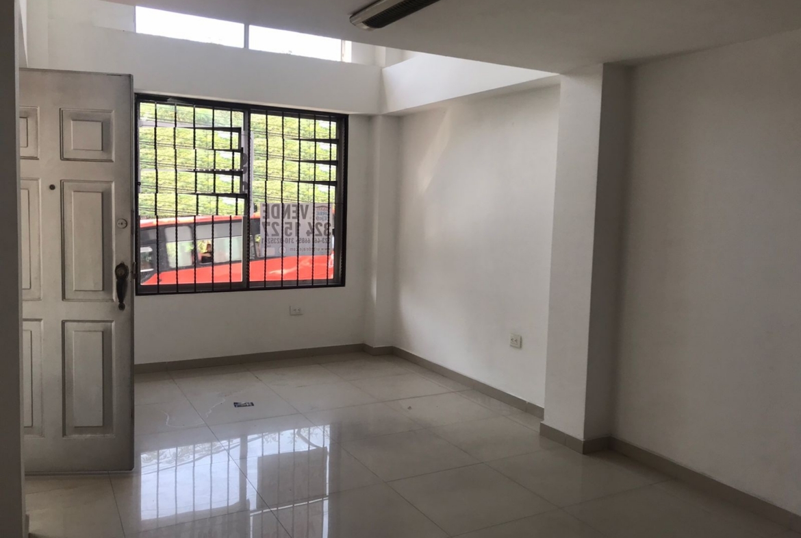 Vendo Casa con 2 Viviendas Independientes en Maraya