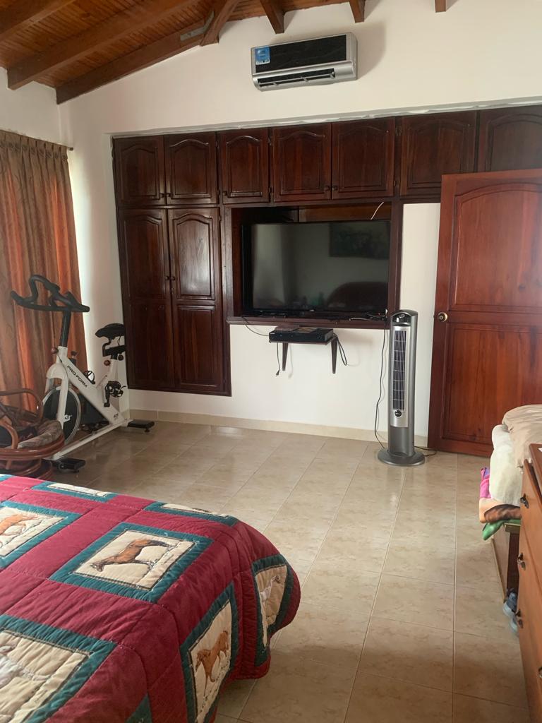VENTA DE CASA CAMPESTRE EN VITERBO