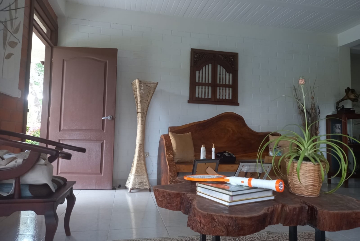 VENTA DE CABAÑA EN VITERBO CALDAS