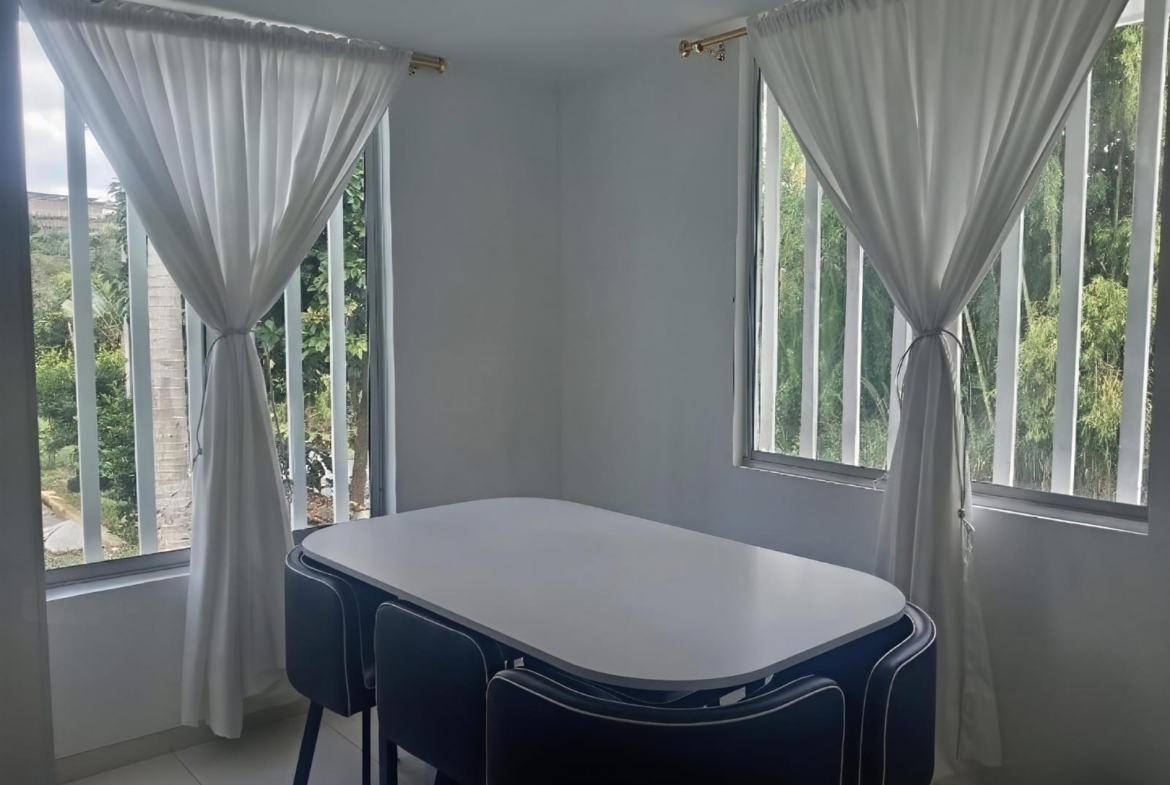 VENDO CASA DÚPLEX CON LOCAL EN SECTOR VILLA VERDE