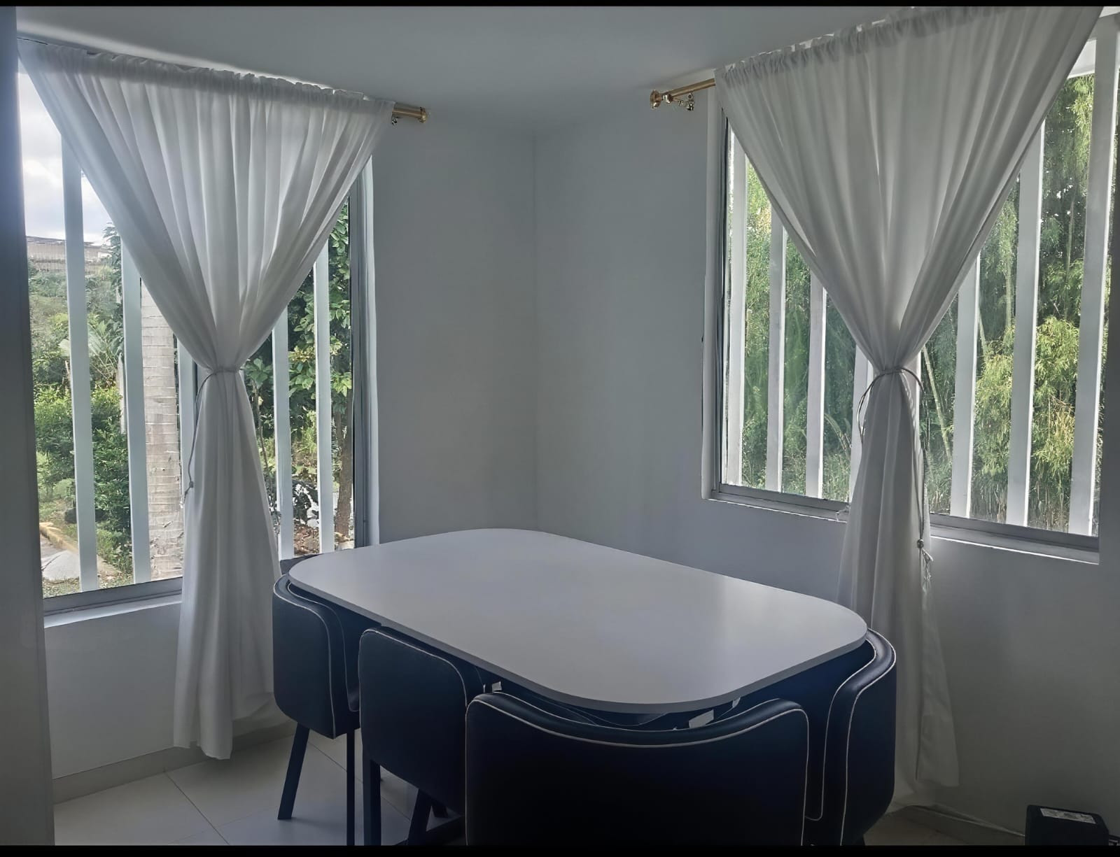 VENDO CASA DÚPLEX CON LOCAL EN SECTOR VILLA VERDE