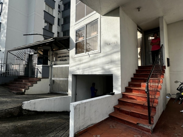 Vendo Casa con 2 Viviendas Independientes en Maraya
