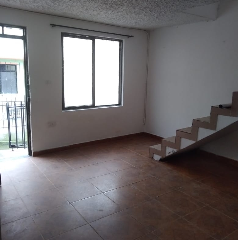 VENDO CASA EN DOSQUEBRADAS