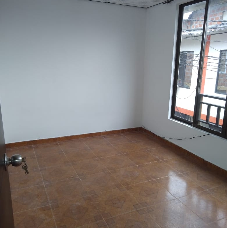 VENDO CASA EN DOSQUEBRADAS