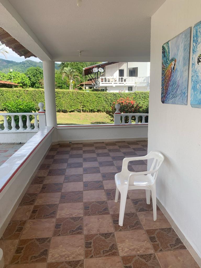 VENTA DE CASA CAMPESTRE EN VITERBO
