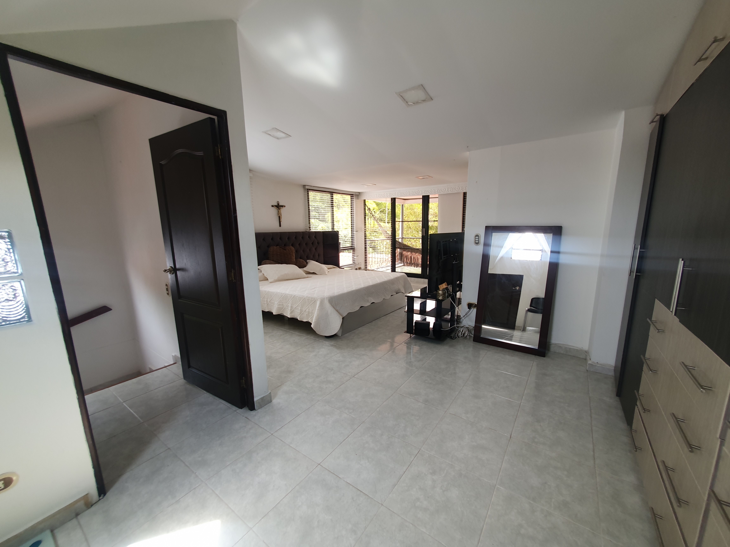 305073020250325090951 CASA EN VENTA AVENIDA SUR SECTOR HOME CENTER