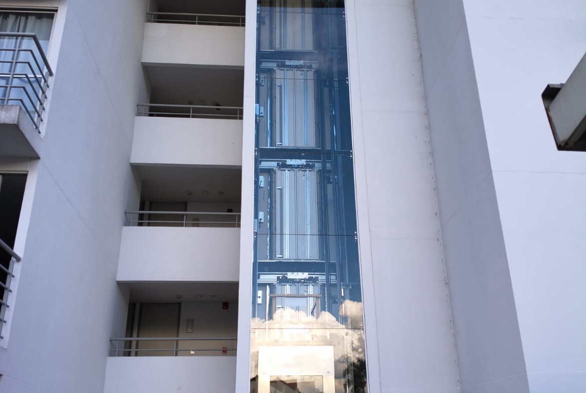 VENDO APARTAMENTO SECTOR UNICENTRO PEREIRA