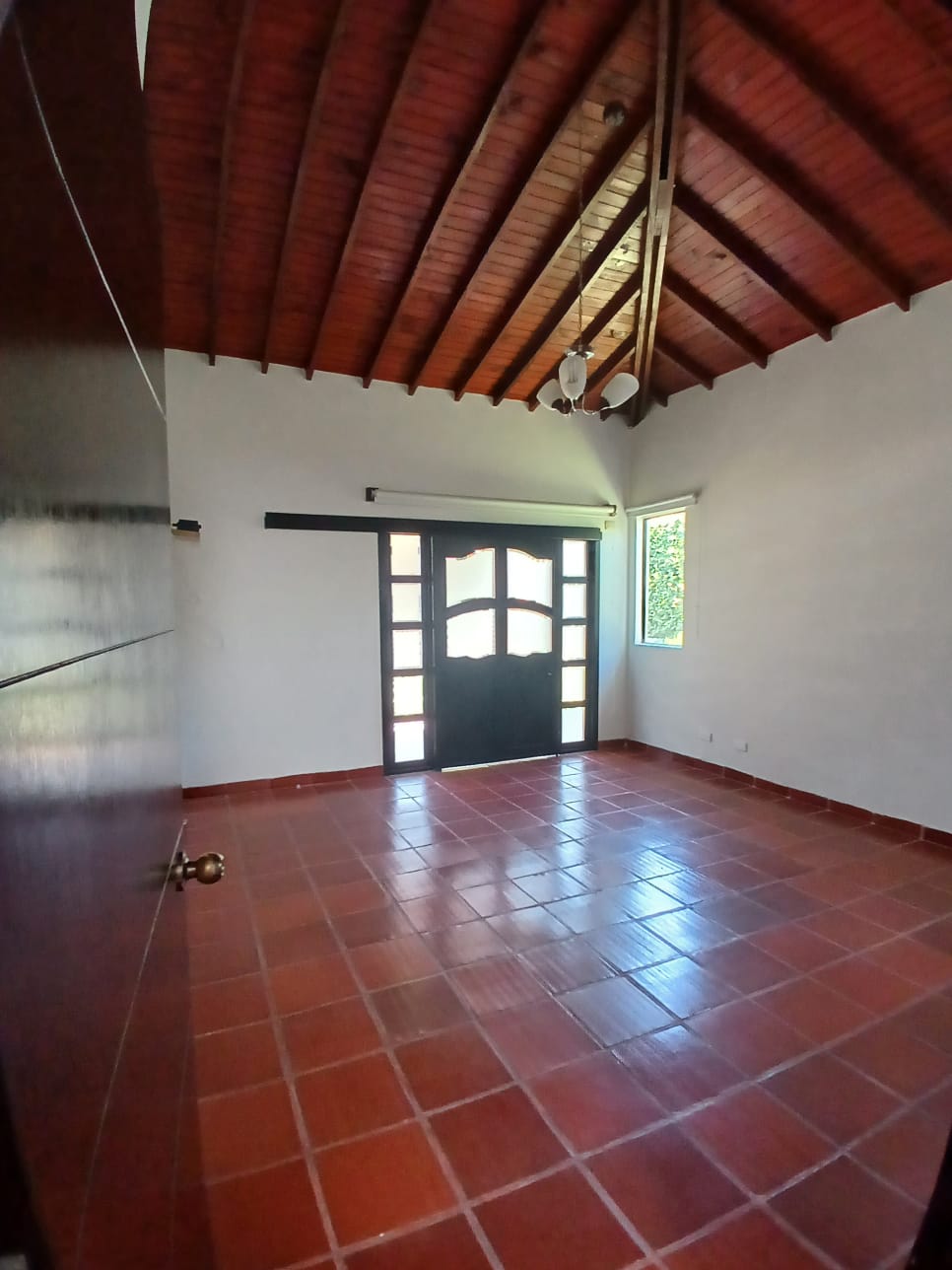 VENDO CASA CAMPESTRE VIA CERRITOS LA VIRGINIA