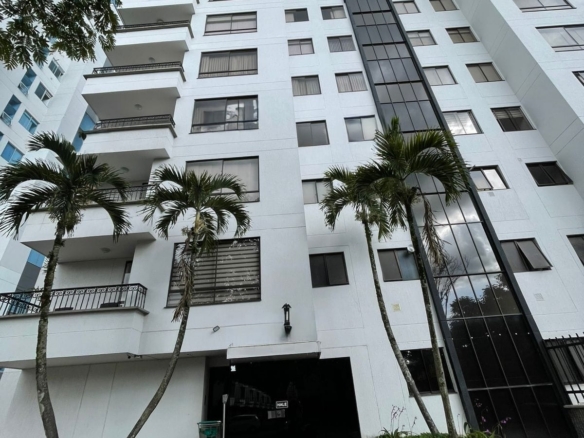 SE VENDE APARTAMENTO EN ALAMOS, PEREIRA