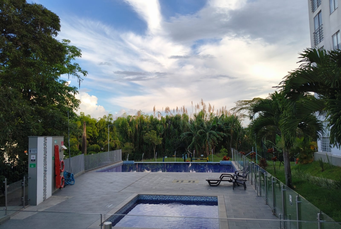 VENDO APARTAMENTO SECTOR UNICENTRO PEREIRA