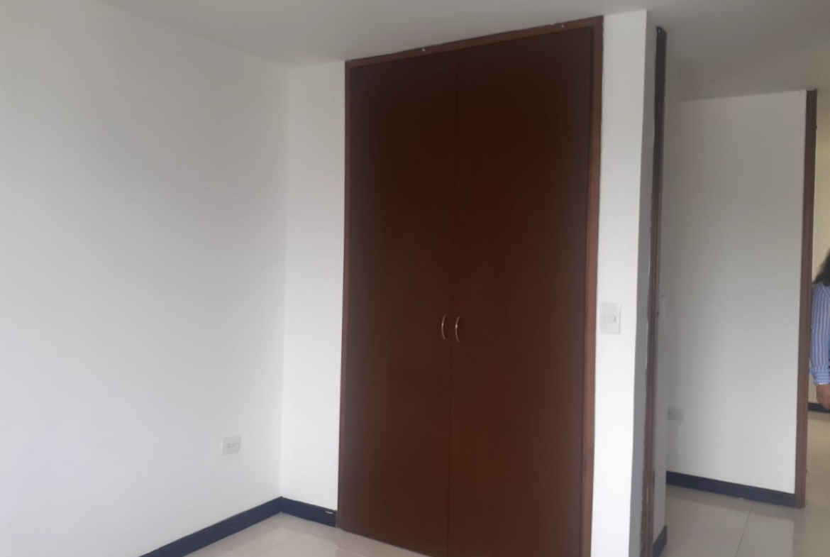 Vendo Apartamento en Portal de la 14 Pereira