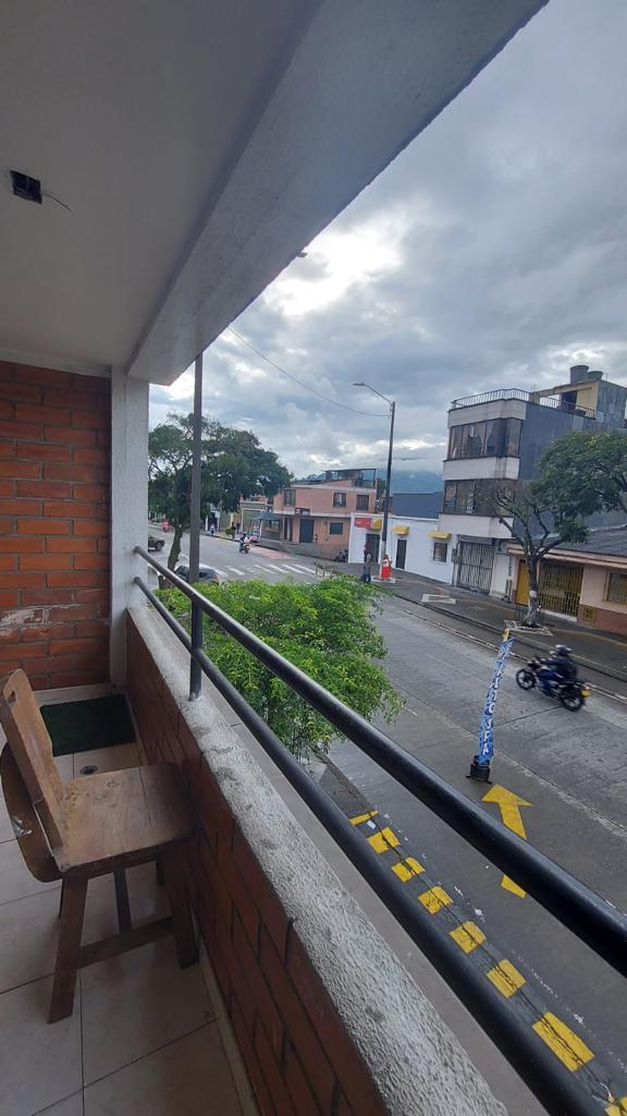 30507320221104103815 EDIFICIO PARA LA VENTA EN BERLIN