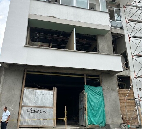 ARRIENDO LOCAL EN EL CENTRO