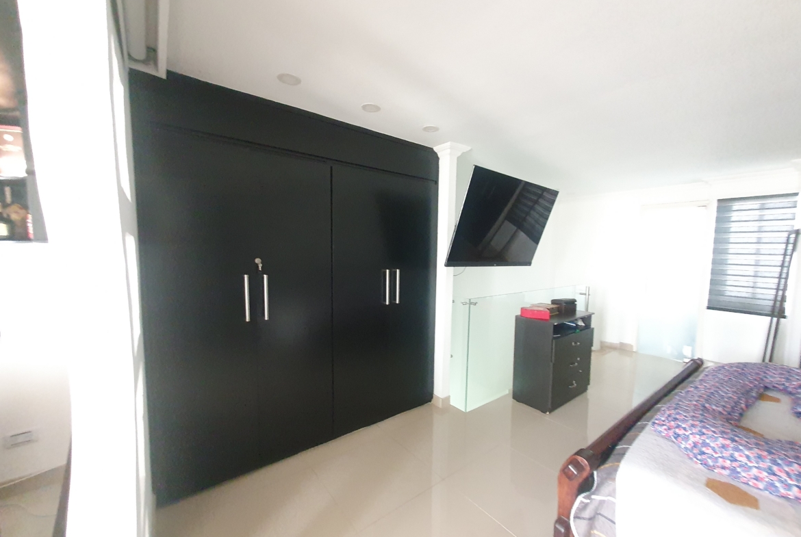 EN VENTA CASA AV SUR SECTOR PUEBLITO CAFETERO