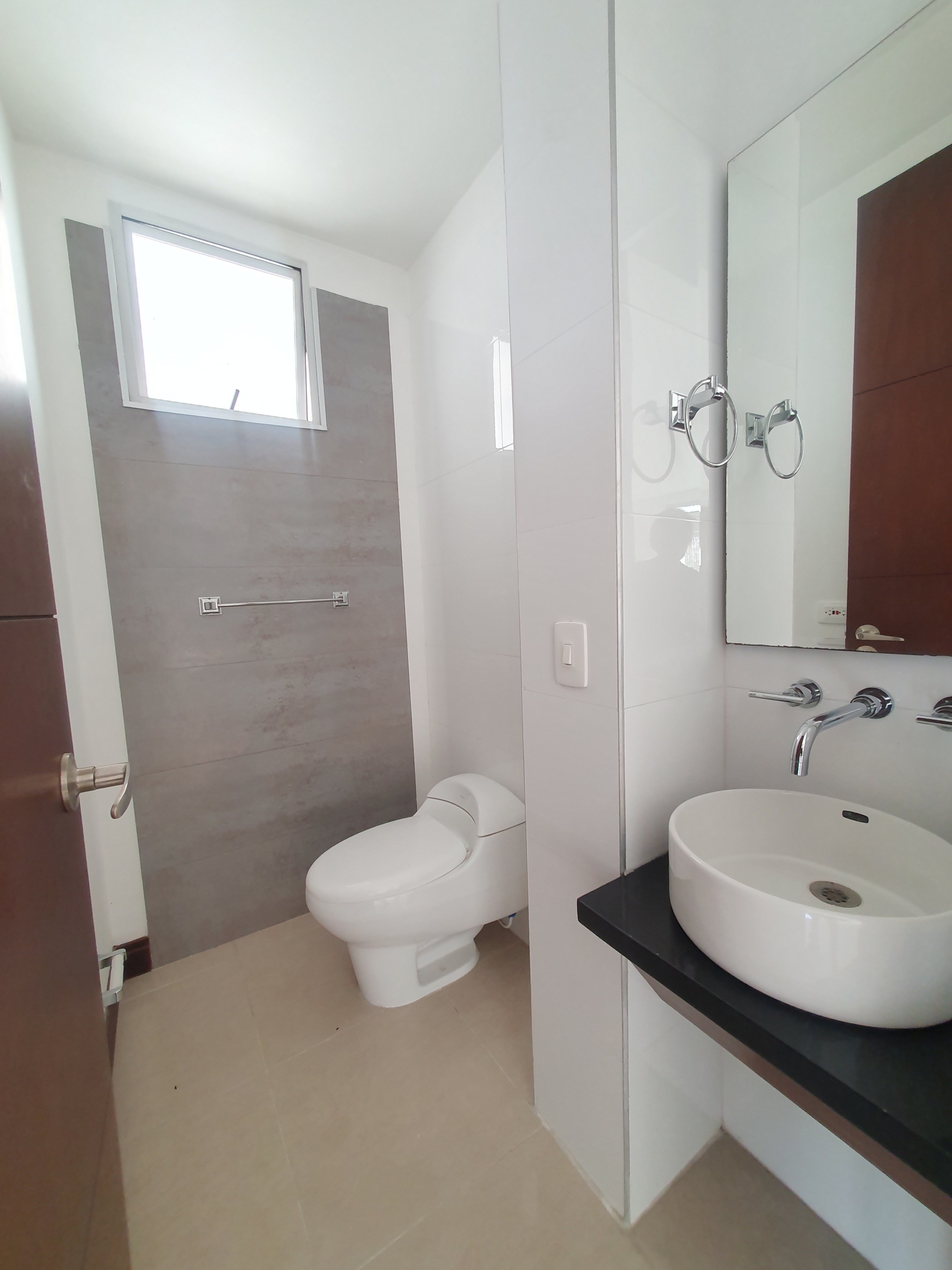 EN VENTA CASA EN PINARES CONJUNTO CERRADO