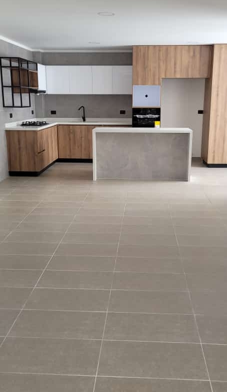 VENDO CASA EN CERRITOS PARA ESTRENAR