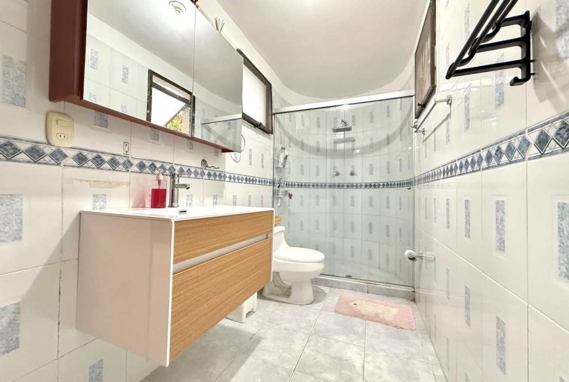 VENDO CASA CAMPESTRE EN COMBIA
