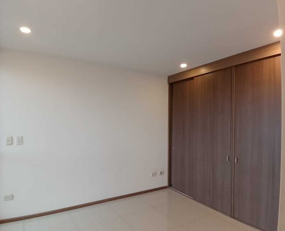 VENDO APARTAMENTO EN ALAMOS PEREIRA