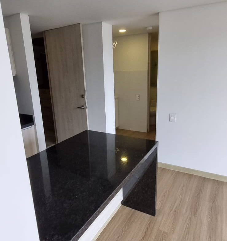 VENDO APARTAMENTO UBICACIÓN ESTRATÉGICA AVENIDA SUR EN PEREIRA