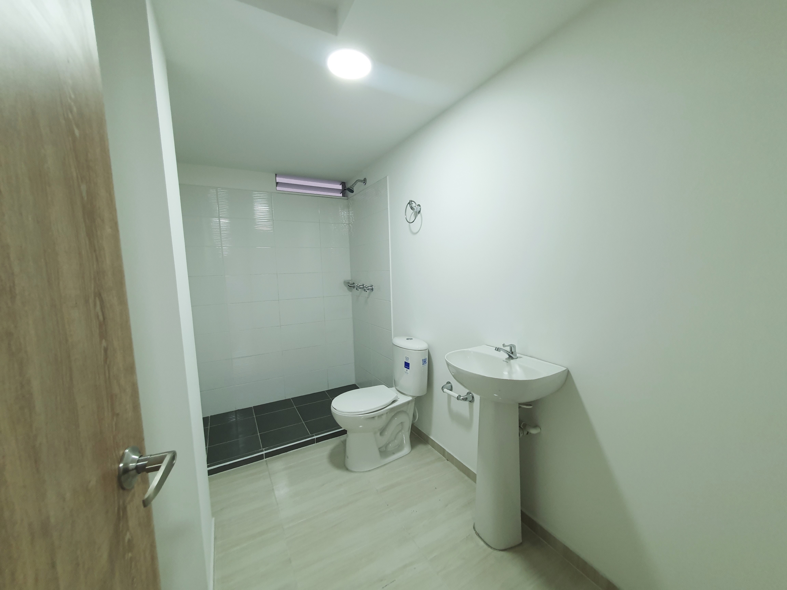 EN VENTA AMPLIO APARTAMENTO PARA ESTRENAR EN VILLAMARIA CALDAS