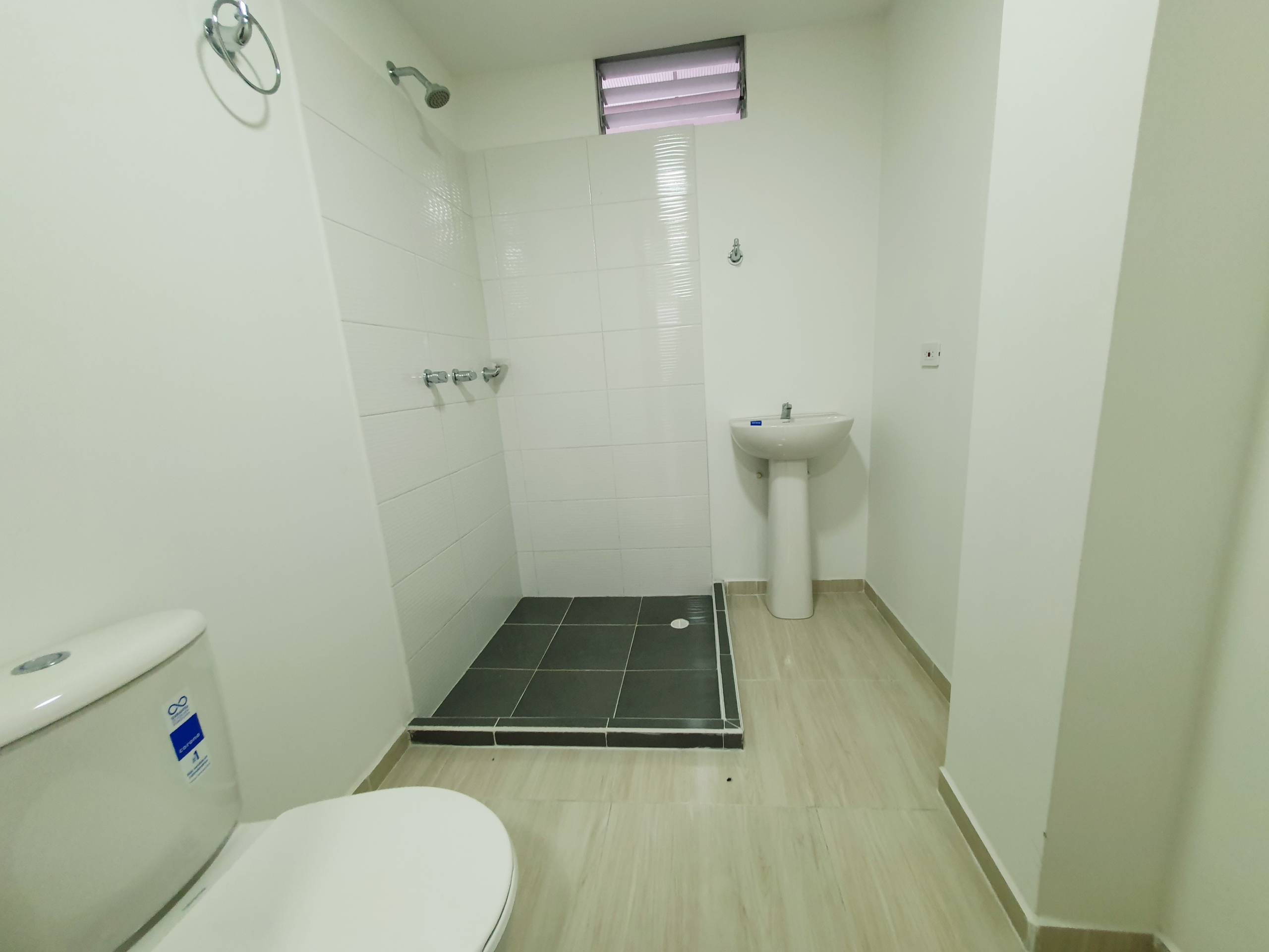 EN VENTA APARTAMENTO ESQUINERO PARA ESTRENAR VILLAMARIA CALDAS