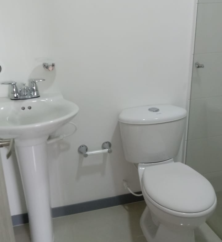 VENDO APARTAMENTO SECTOR UNICENTRO PEREIRA