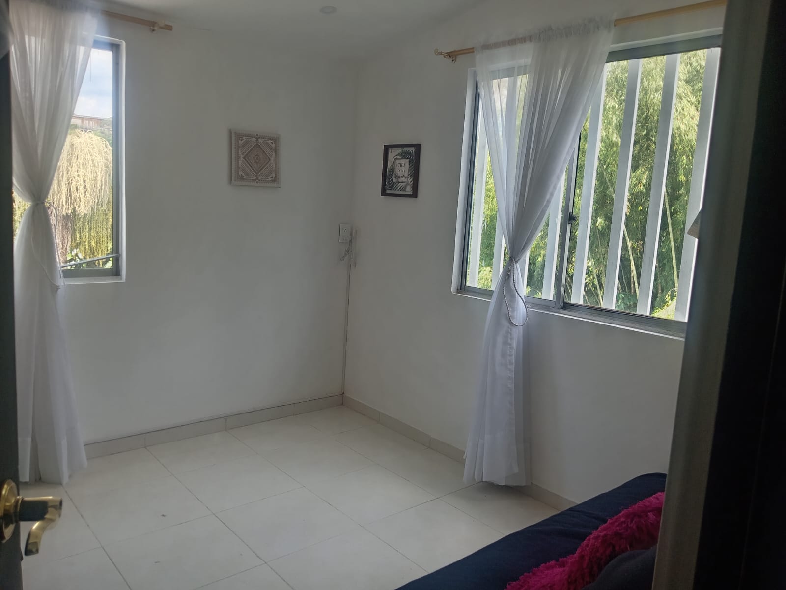 VENDO CASA DÚPLEX CON LOCAL EN SECTOR VILLA VERDE