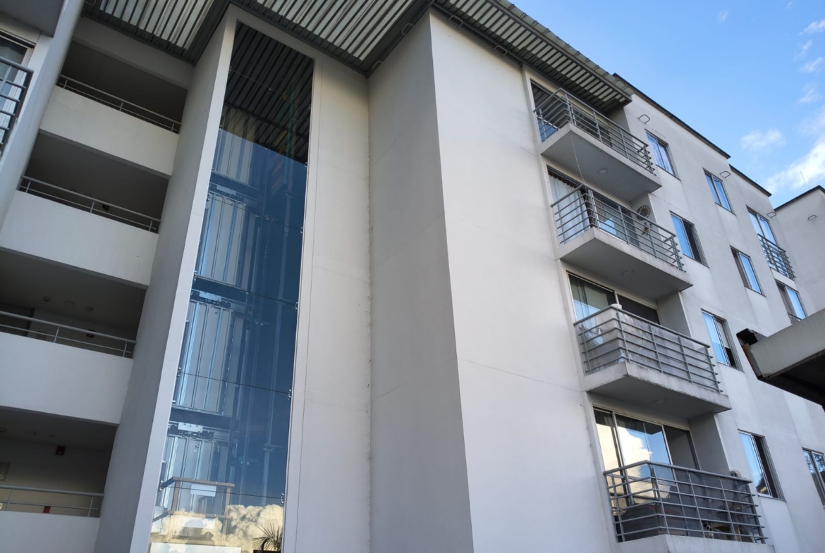 VENDO APARTAMENTO SECTOR UNICENTRO PEREIRA
