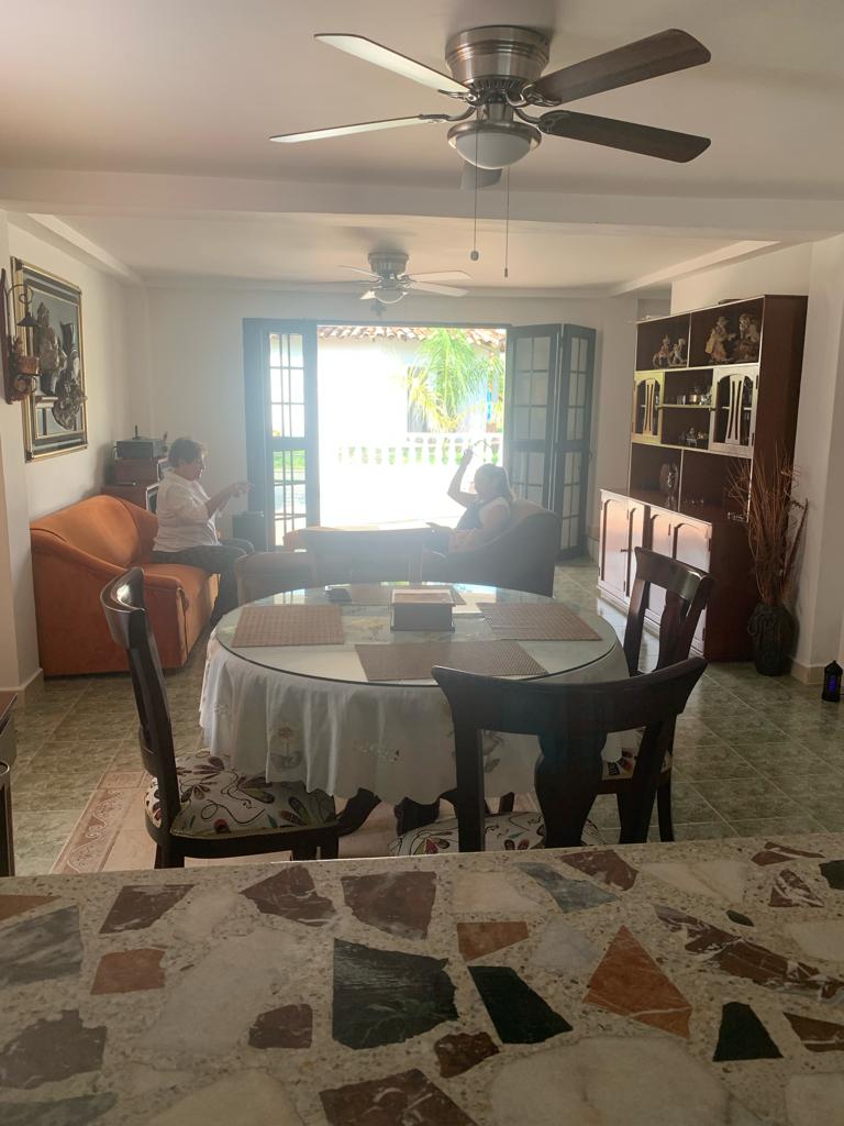 VENTA DE CASA CAMPESTRE EN VITERBO