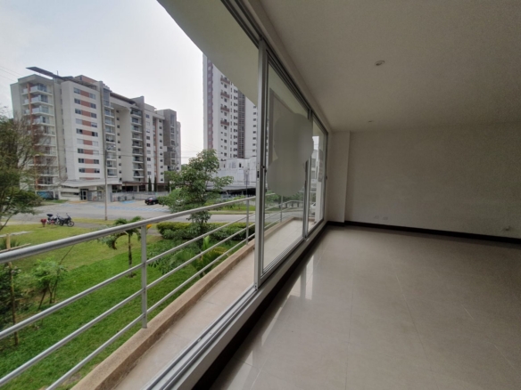 EN VENTA CASA EN PINARES CONJUNTO CERRADO