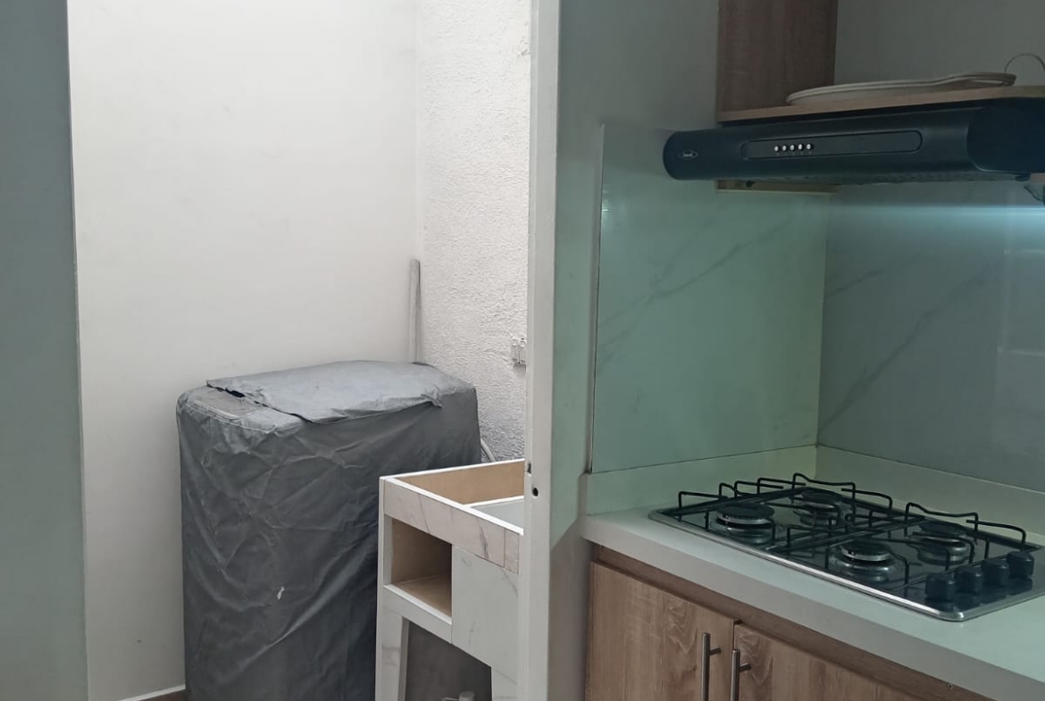 VENDO CASA DÚPLEX CON LOCAL EN SECTOR VILLA VERDE