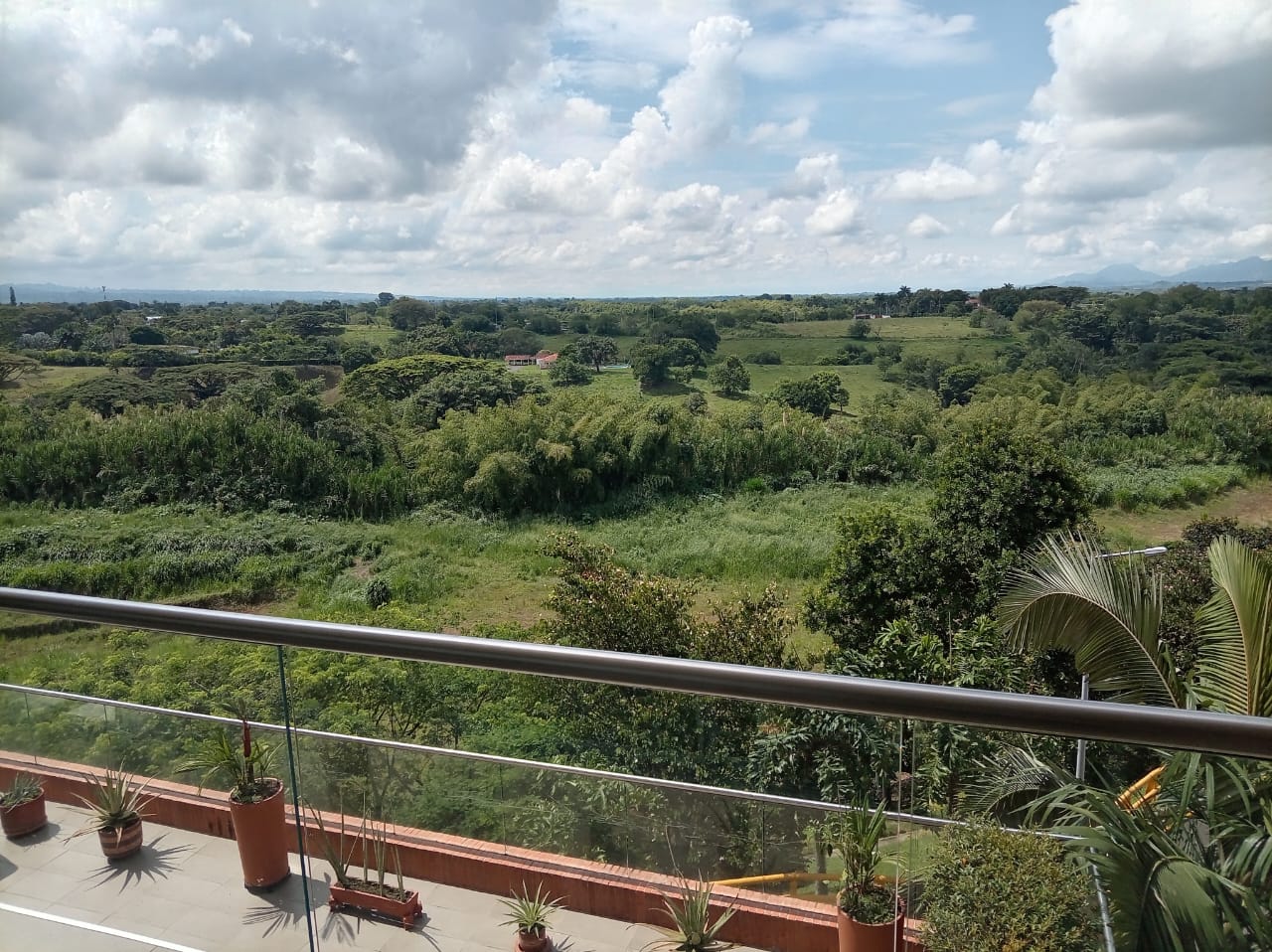 RENTO APARTAMENTO EN CONJUNTO CERRADO VÍA CERRITOS