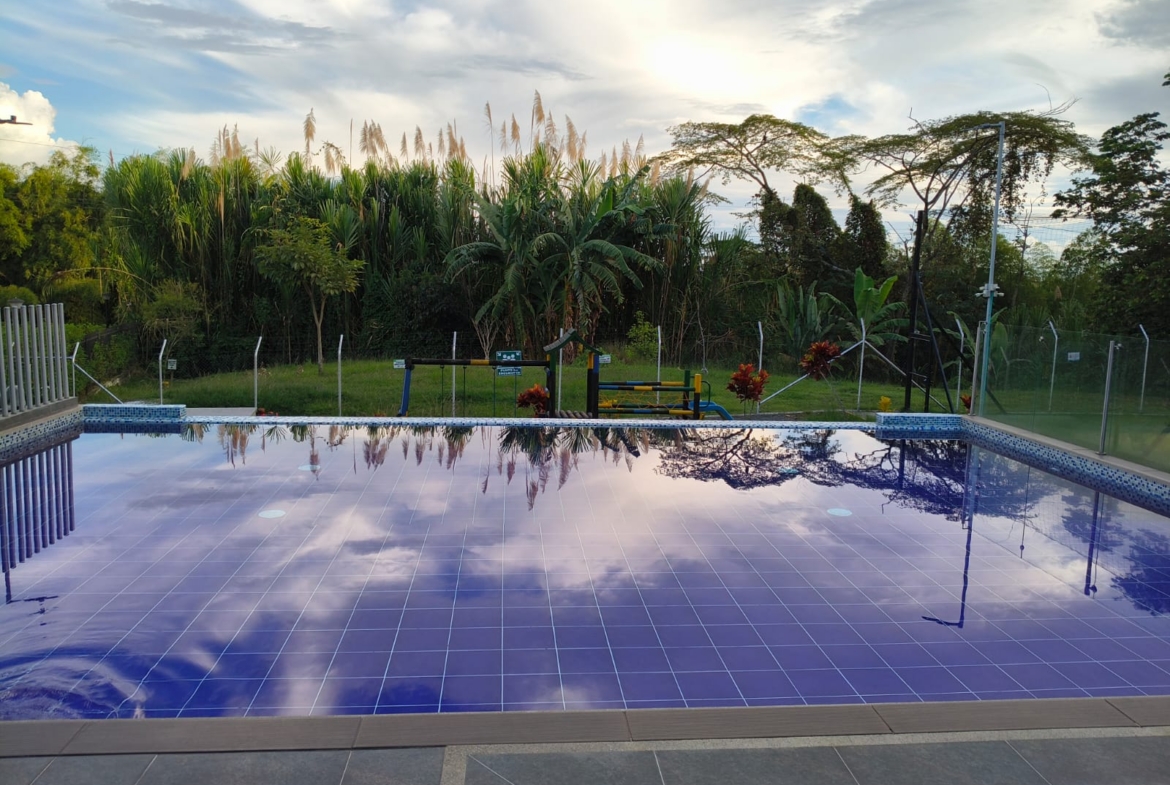 VENDO APARTAMENTO SECTOR UNICENTRO PEREIRA
