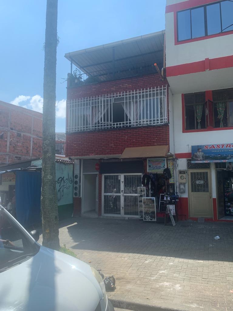 305073420231226033524 VENTA DE CASA CERCA AL CENTRO DE PEREIRA