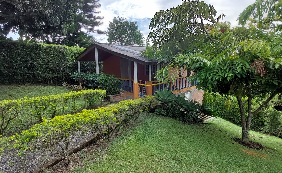 VENDO FINCA EN EL SECTOR DE MORELIA