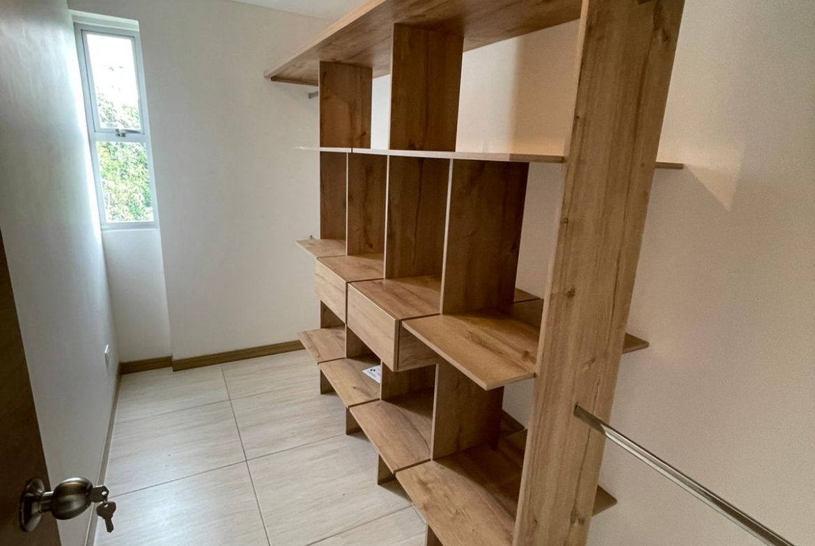 SE VENDE APARTAMENTO EN C.R SENDEROS DE SAN SILVESTRE