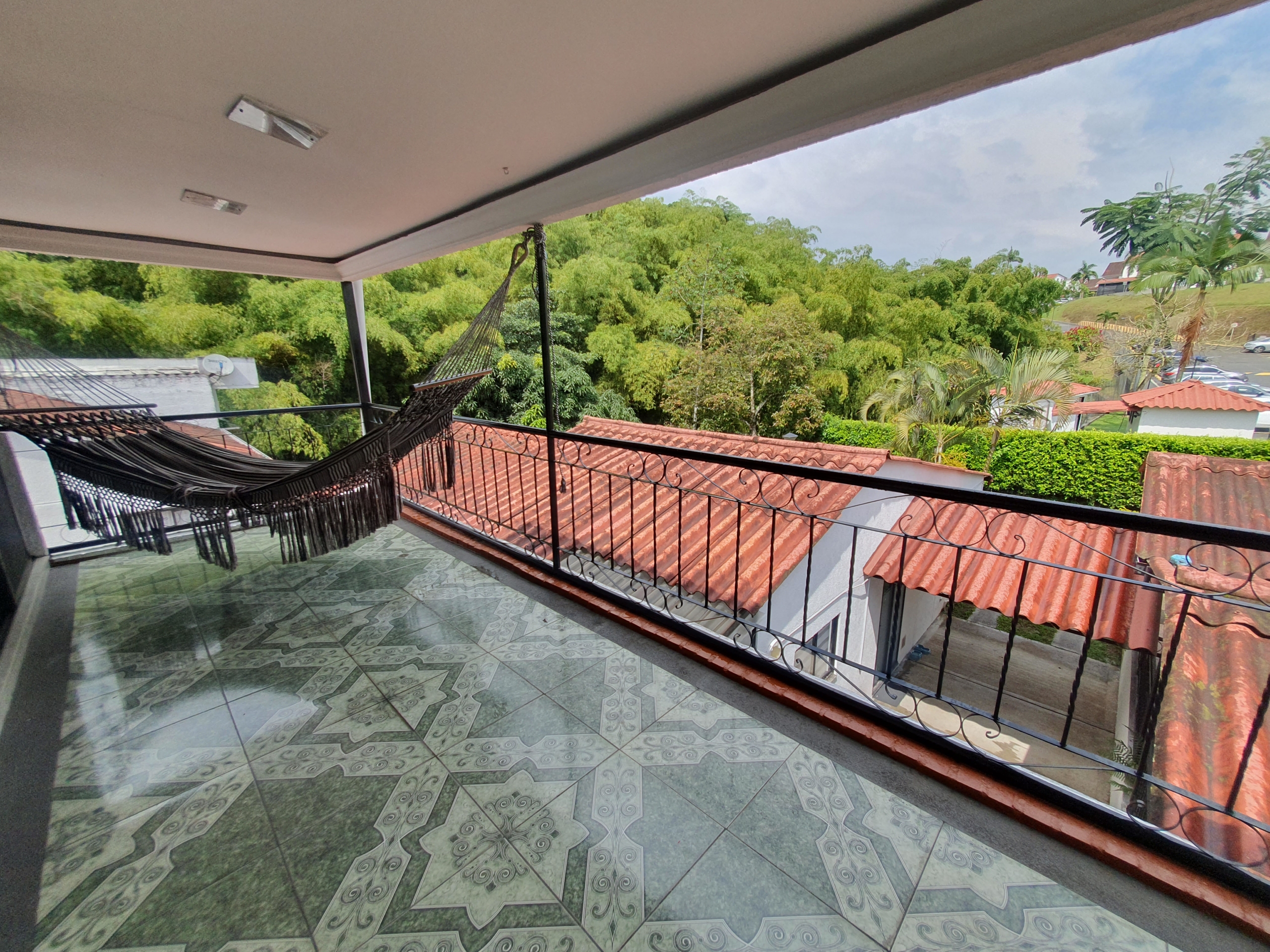 305073520250325090955 CASA EN VENTA AVENIDA SUR SECTOR HOME CENTER