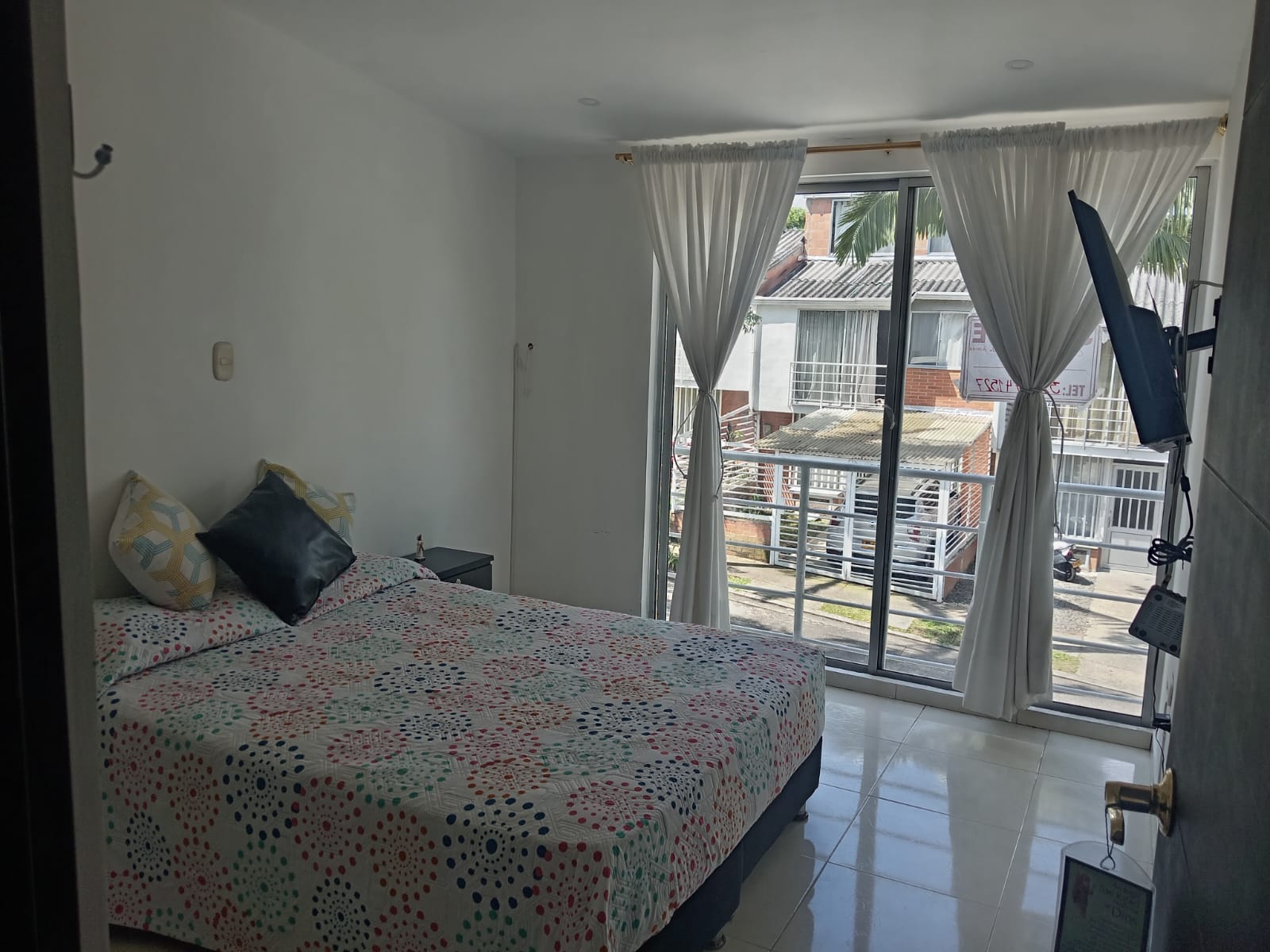 VENDO CASA DÚPLEX CON LOCAL EN SECTOR VILLA VERDE