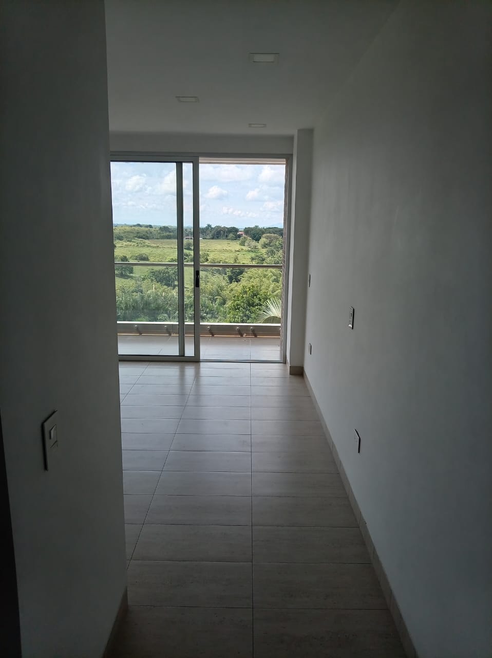 RENTO APARTAMENTO EN CONJUNTO CERRADO VÍA CERRITOS