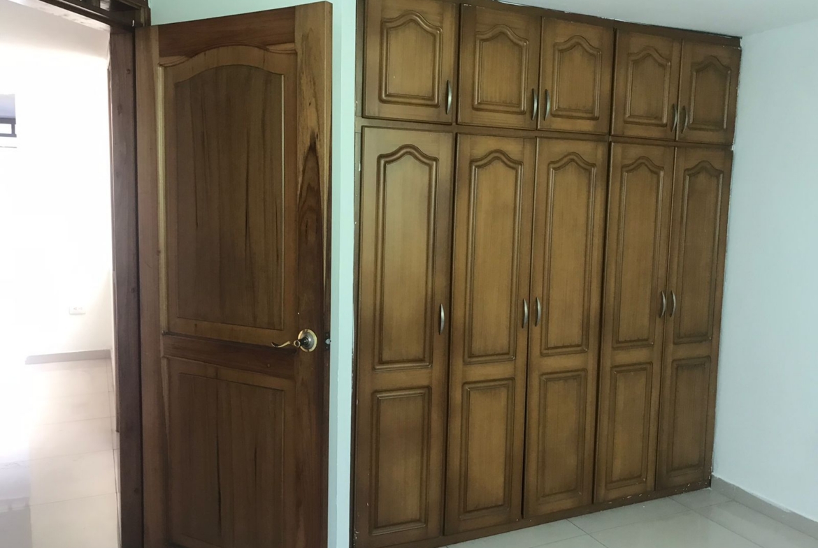 Vendo Casa con 2 Viviendas Independientes en Maraya