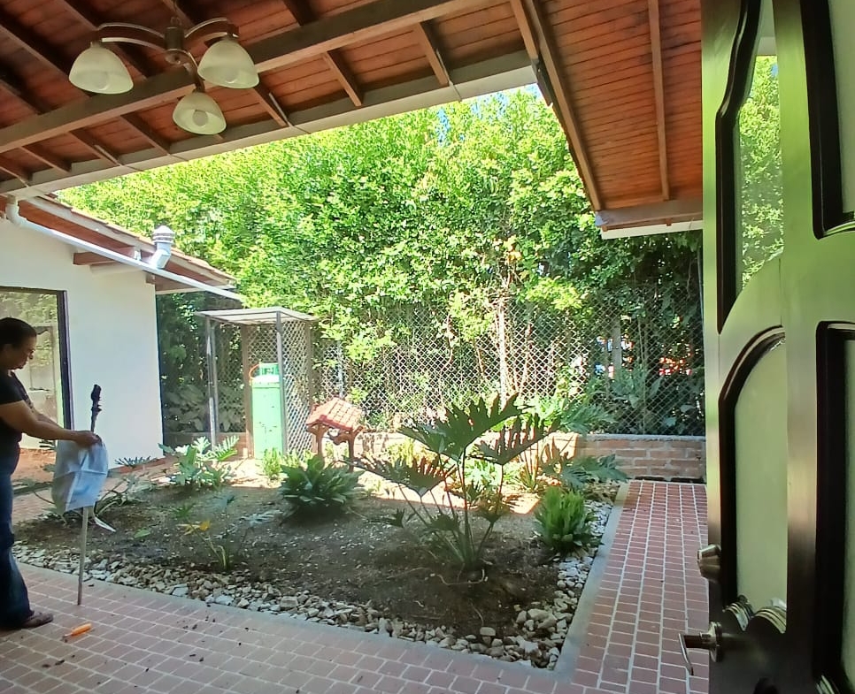 VENDO CASA CAMPESTRE VIA CERRITOS LA VIRGINIA