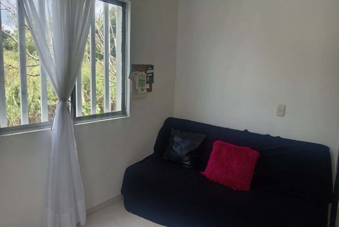 VENDO CASA DÚPLEX CON LOCAL EN SECTOR VILLA VERDE