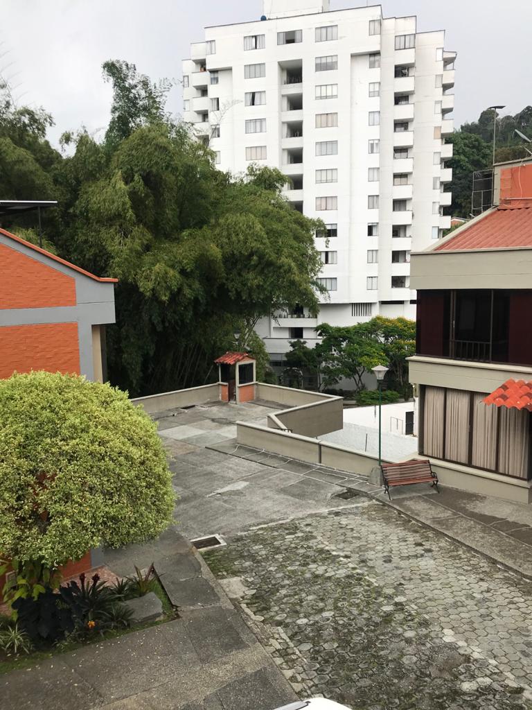 VENTA DE CASA EN PINARES